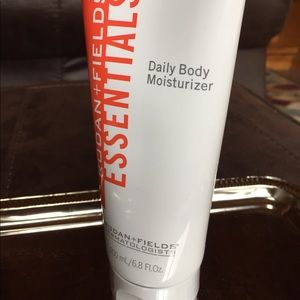 Rodan + Fields Daily Body Moisturizer